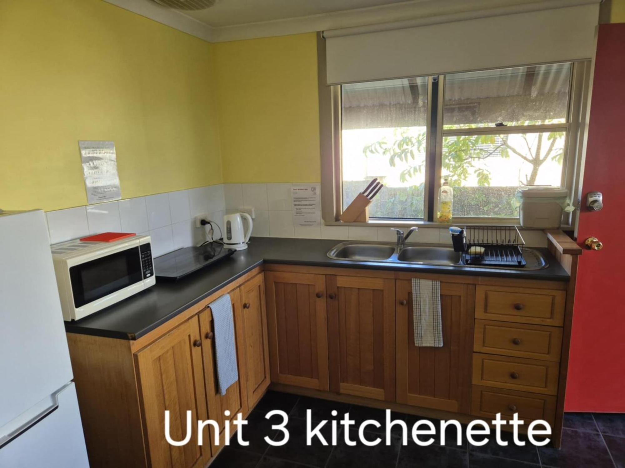 Bunbury'S Most Convenient Location מראה חיצוני תמונה